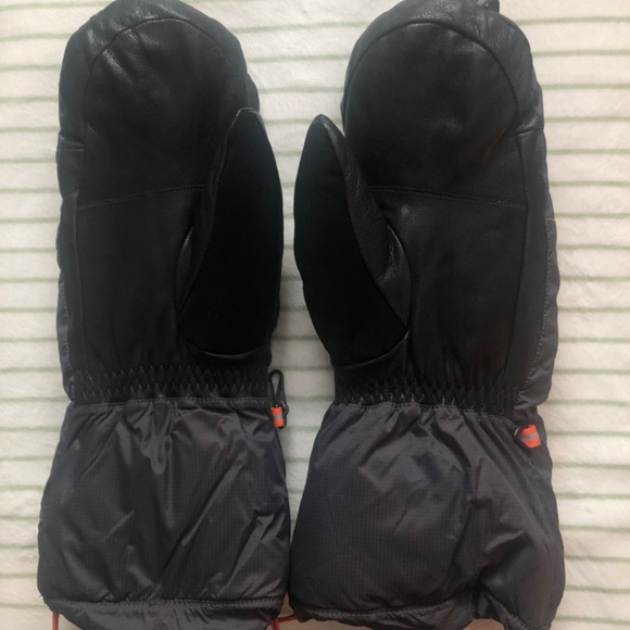 Down Mittens NWT - Picture 2 of 4